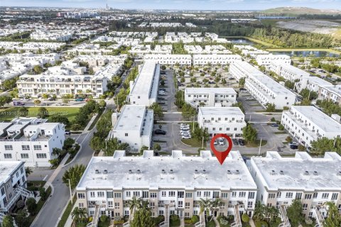 Condominio en venta en Doral, Florida, 3 dormitorios, 125.51 m2 № 1971112 - foto 30