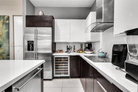 Condominio en venta en Doral, Florida, 3 dormitorios, 125.51 m2 № 1971112 - foto 12