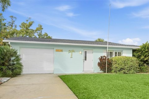 Casa en Nokomis, Florida 2 dormitorios, 144.56 m2 № 2126451