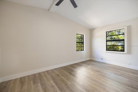 Villa ou maison à vendre à Pinellas Park, Floride: 3 chambres, 104.42 m2 № 2230046 - photo 15