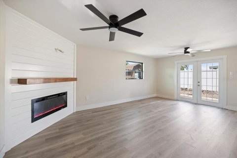 Villa ou maison à vendre à Pinellas Park, Floride: 3 chambres, 104.42 m2 № 2230046 - photo 12