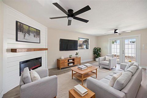 Villa ou maison à vendre à Pinellas Park, Floride: 3 chambres, 104.42 m2 № 2230046 - photo 3