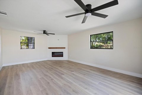 Villa ou maison à vendre à Pinellas Park, Floride: 3 chambres, 104.42 m2 № 2230046 - photo 27