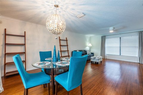 Casa en alquiler en Apollo Beach, Florida, 3 dormitorios, 166.39 m2 № 242136 - foto 8