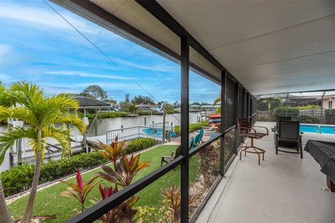 Casa en alquiler en Apollo Beach, Florida, 3 dormitorios, 166.39 m2 № 242136 - foto 26