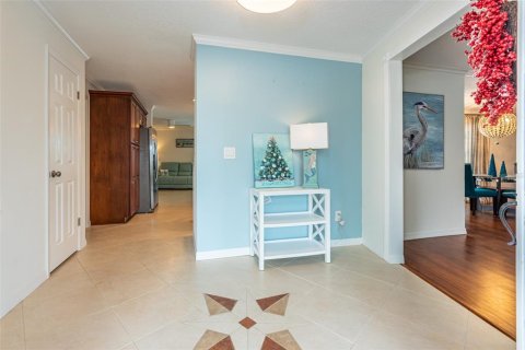 Casa en alquiler en Apollo Beach, Florida, 3 dormitorios, 166.39 m2 № 242136 - foto 2