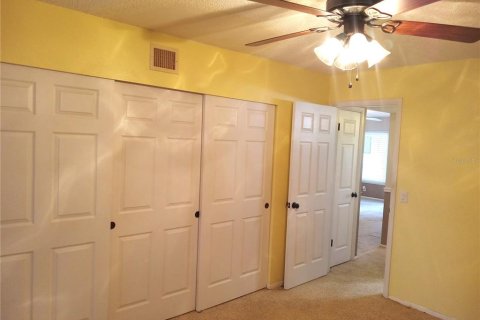 Condo in Clearwater, Florida, 2 bedrooms  № 2150035 - photo 13