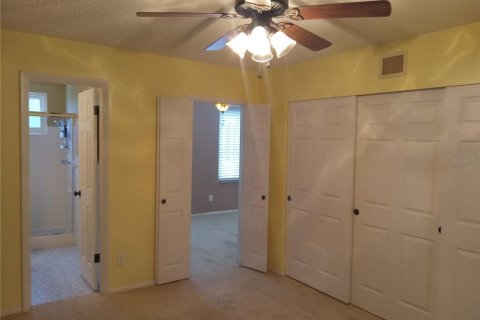 Condo in Clearwater, Florida, 2 bedrooms  № 2150035 - photo 14