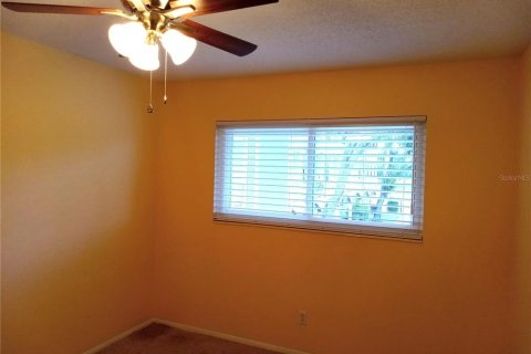 Condo in Clearwater, Florida, 2 bedrooms  № 2150035 - photo 20
