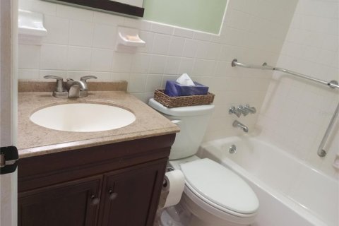 Condo in Clearwater, Florida, 2 bedrooms  № 2150035 - photo 22