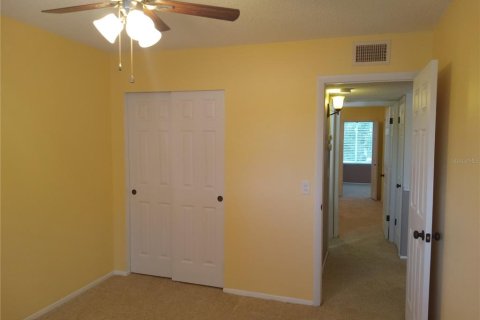 Condo in Clearwater, Florida, 2 bedrooms  № 2150035 - photo 19