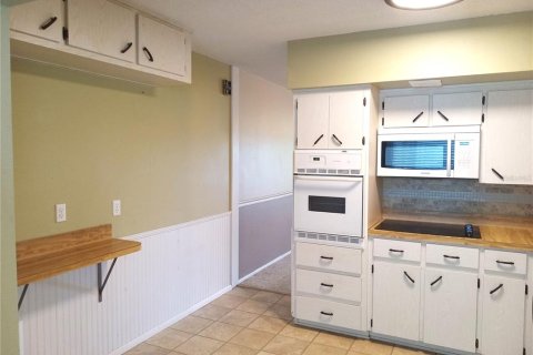 Condo in Clearwater, Florida, 2 bedrooms  № 2150035 - photo 7