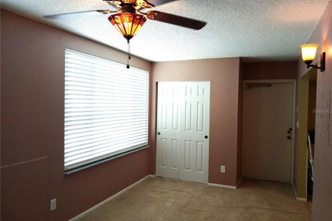 Condo in Clearwater, Florida, 2 bedrooms  № 2150035 - photo 11