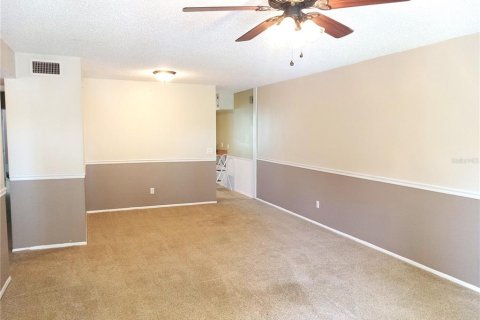 Condo in Clearwater, Florida, 2 bedrooms  № 2150035 - photo 3