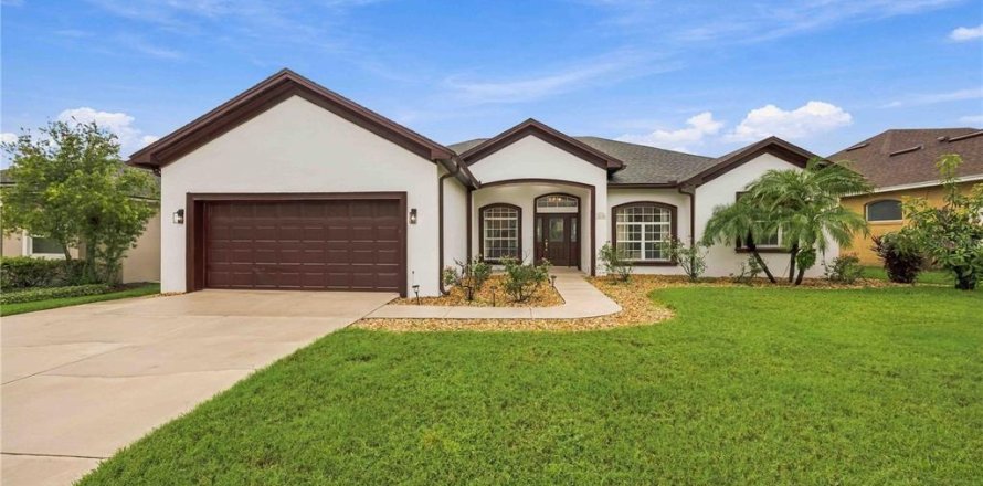 Villa ou maison à Lakeland, Floride 3 chambres, 306.95 m2 № 2408343