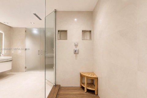 Villa ou maison à louer à Miami Beach, Floride: 4 chambres, 310.11 m2 № 2252477 - photo 20