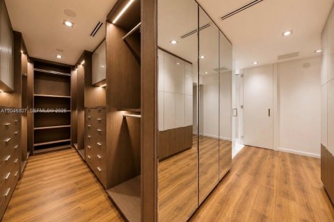 Villa ou maison à louer à Miami Beach, Floride: 4 chambres, 310.11 m2 № 2252477 - photo 21