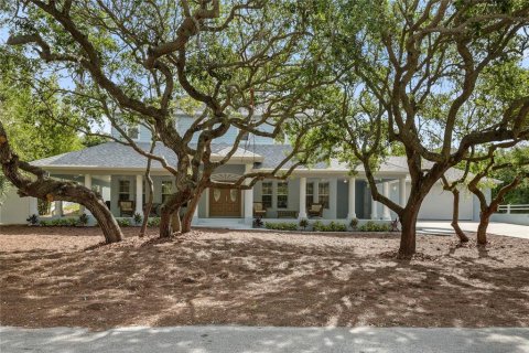 House in New Smyrna Beach, Florida 3 bedrooms, 262.91 sq.m. № 2212046 - photo 2