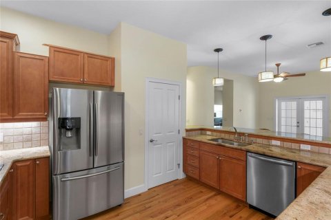 House in New Smyrna Beach, Florida 3 bedrooms, 262.91 sq.m. № 2212046 - photo 8