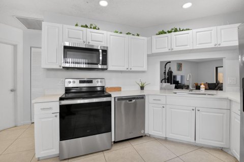 Villa ou maison à vendre à Boca Raton, Floride: 3 chambres, 156.91 m2 № 2189243 - photo 14