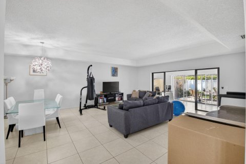 Villa ou maison à vendre à Boca Raton, Floride: 3 chambres, 156.91 m2 № 2189243 - photo 8