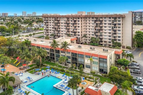 Condominio en venta en Pompano Beach, Florida, 1 dormitorio, 58.53 m2 № 2049803 - foto 26