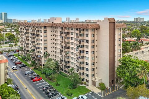 Condominio en venta en Pompano Beach, Florida, 1 dormitorio, 58.53 m2 № 2049803 - foto 15