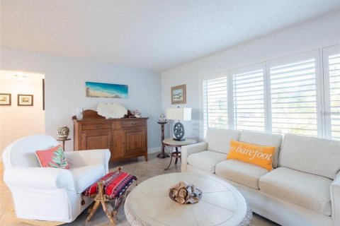 House in Venice, Florida 2 bedrooms, 157.75 sq.m. № 1723745 - photo 11