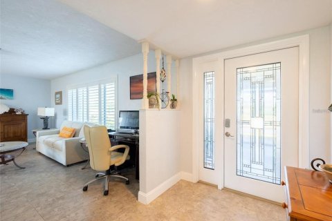 House in Venice, Florida 2 bedrooms, 157.75 sq.m. № 1723745 - photo 9