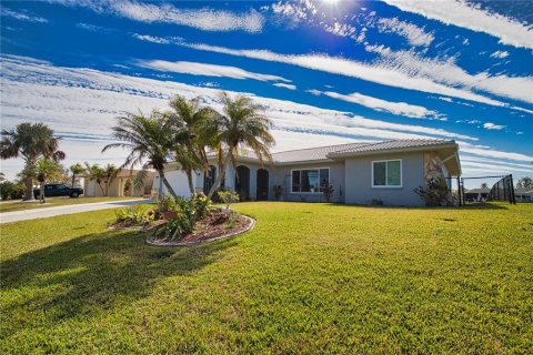 House in Venice, Florida 2 bedrooms, 157.75 sq.m. № 1723745 - photo 5