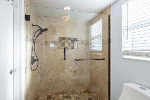 House in Venice, Florida 2 bedrooms, 157.75 sq.m. № 1723745 - photo 26