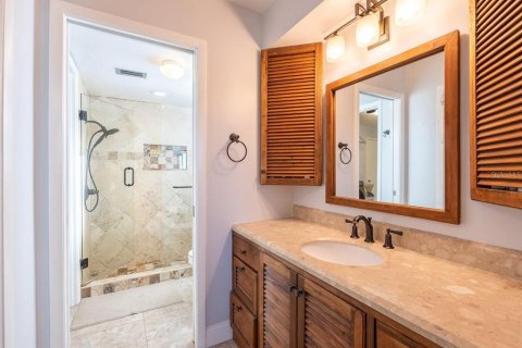 House in Venice, Florida 2 bedrooms, 157.75 sq.m. № 1723745 - photo 25