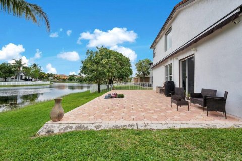 Villa ou maison à vendre à Miramar, Floride: 6 chambres, 322.37 m2 № 2087456 - photo 23