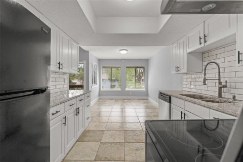 Condo in Altamonte Springs, Florida, 1 bedroom  № 1886304 - photo 13