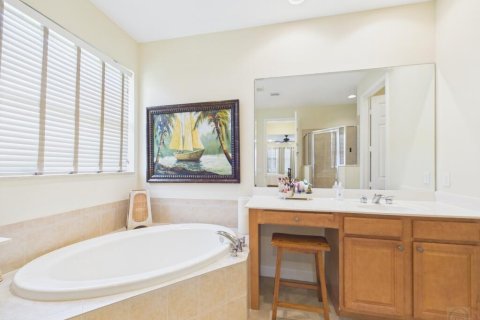 Casa en venta en Port St. Lucie, Florida, 3 dormitorios, 206.61 m2 № 2307695 - foto 11