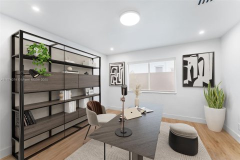 Casa en venta en Miami, Florida, 4 dormitorios, 341.04 m2 № 1933181 - foto 30