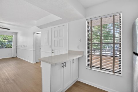 Copropriété à louer à Pembroke Pines, Floride: 2 chambres, 83.61 m2 № 2084520 - photo 22