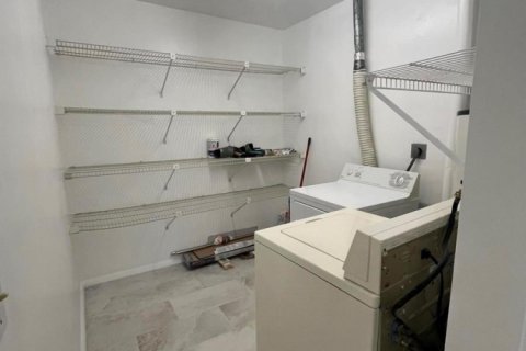 Condo in Boynton Beach, Florida, 2 bedrooms № 2195043 - photo 14
