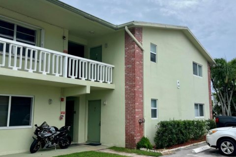 Condo in Boynton Beach, Florida, 2 bedrooms № 2195043 - photo 5