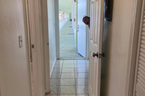 Condo in Boynton Beach, Florida, 2 bedrooms № 2195043 - photo 13