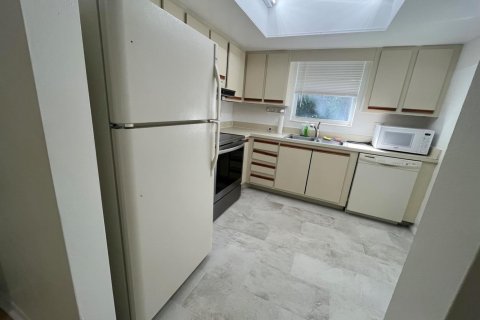 Condo in Boynton Beach, Florida, 2 bedrooms № 2195043 - photo 23