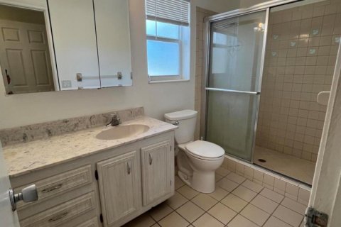Condo in Boynton Beach, Florida, 2 bedrooms № 2195043 - photo 8