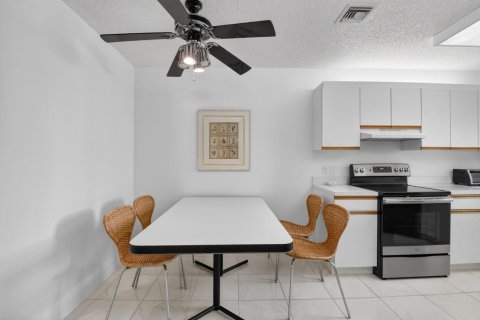 Condominio en venta en Boynton Beach, Florida, 3 dormitorios, 146.6 m2 № 2261107 - foto 10