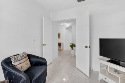 Condominio en venta en Boynton Beach, Florida, 3 dormitorios, 146.6 m2 № 2261107 - foto 24