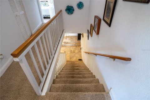 Condo in Tierra Verde, Florida, 2 bedrooms № 2167345 - photo 27