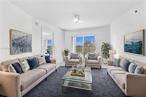 Кондоминиум с 2 спальнями в Майами, Флорида № 2002103