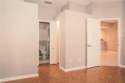 Condo in Altamonte Springs, Florida, 2 bedrooms № 2167373 - photo 23