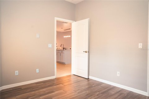 Condo in Altamonte Springs, Florida, 2 bedrooms № 2167373 - photo 6