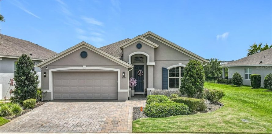 Casa en Clermont, Florida 3 dormitorios, 192.4 m2 № 1833540