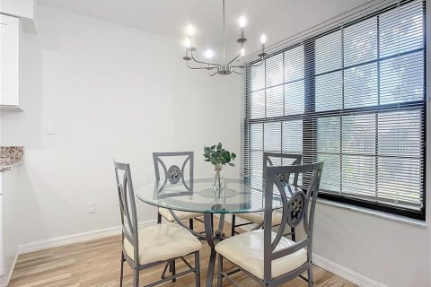 Condo in Holly Hill, Florida, 2 bedrooms № 2199134 - photo 6